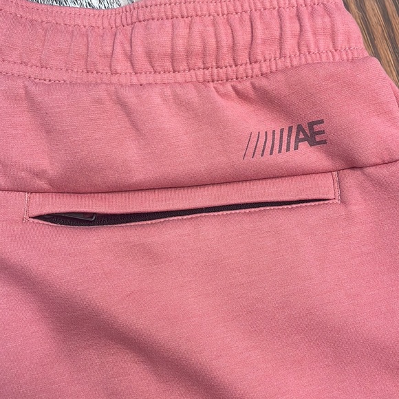 American Eagle 24/7 Jogger shorts - Picture 5 of 6
